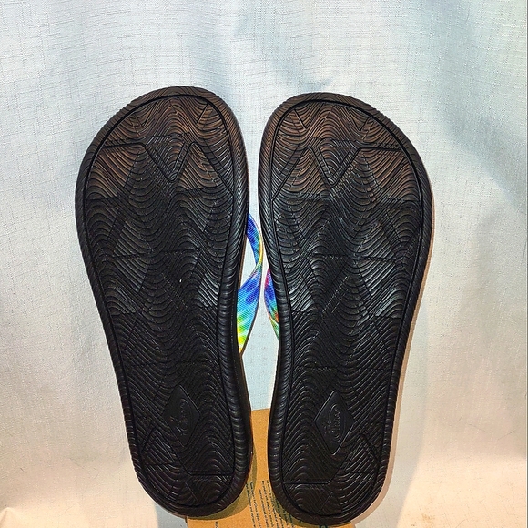 Chaco Men's Chillos Flip flop in Dark Tie dye - Picture 3 of 9